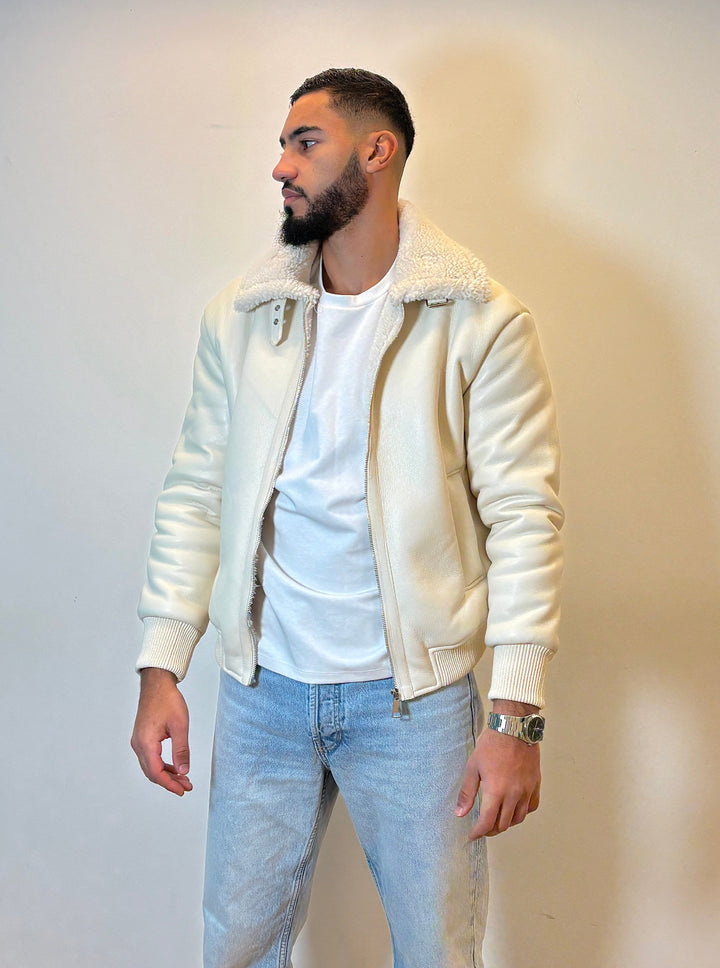 VESTE EN SIMILI CUIR