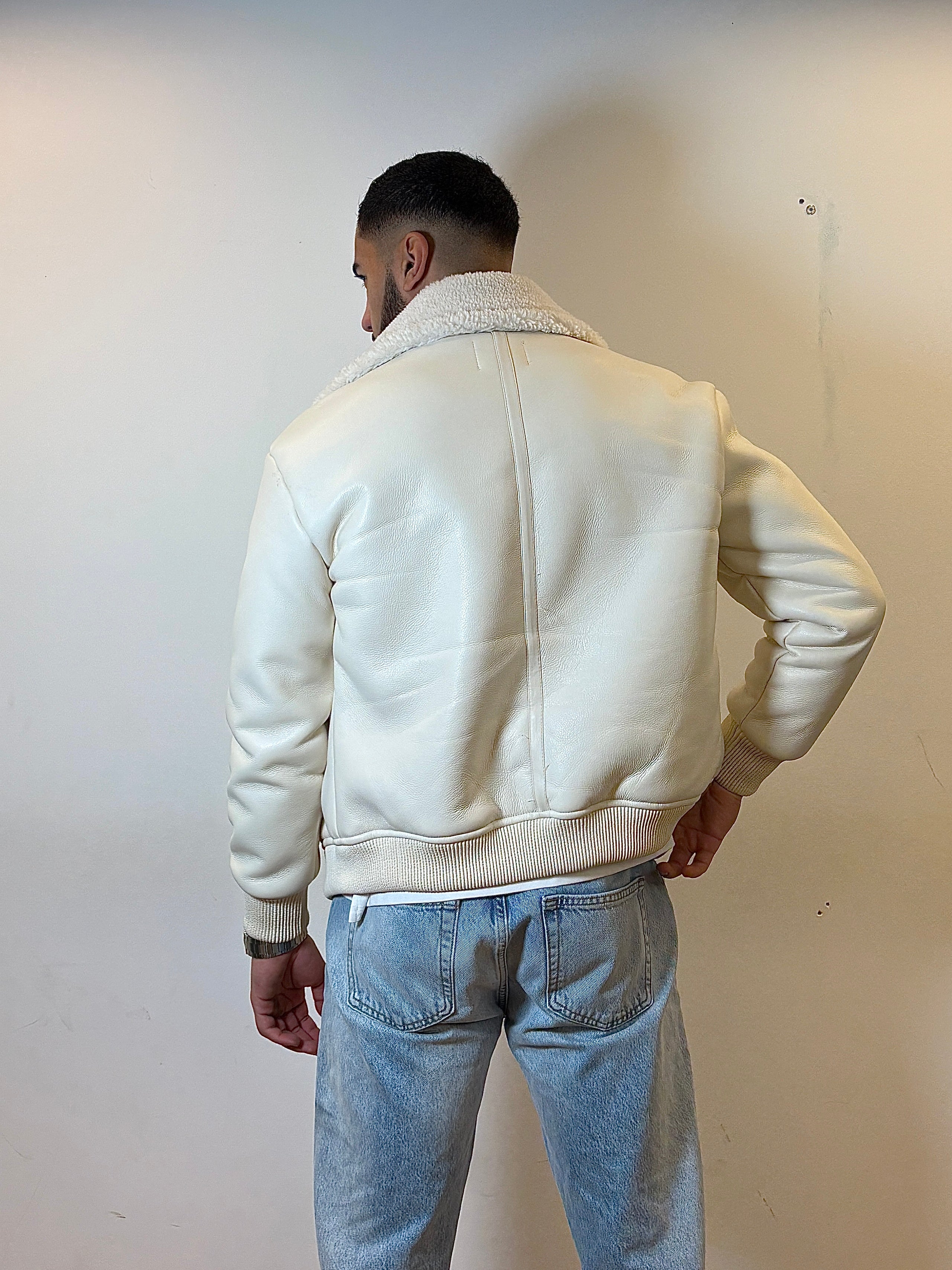 VESTE EN SIMILI CUIR