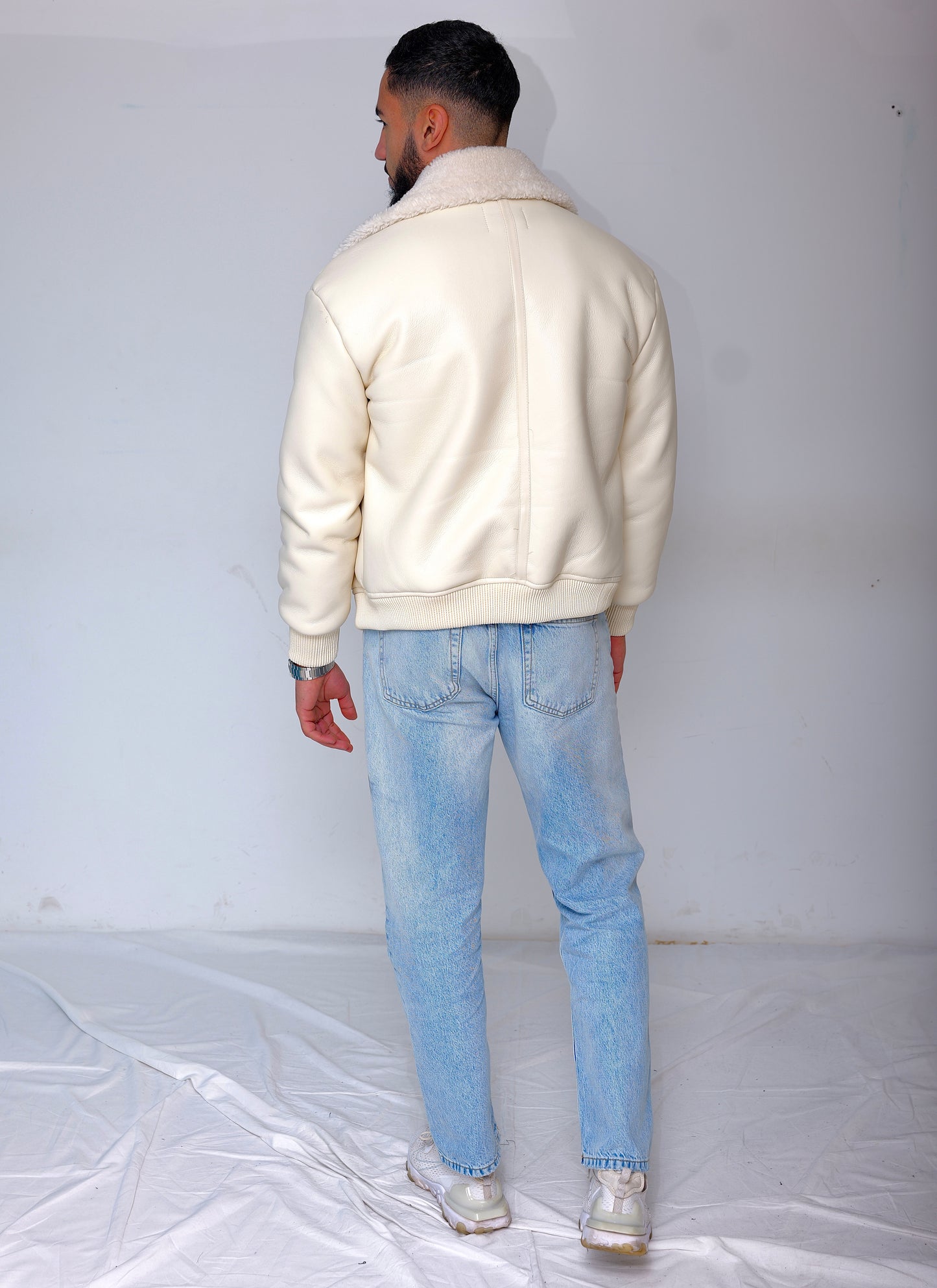 VESTE EN SIMILI CUIR